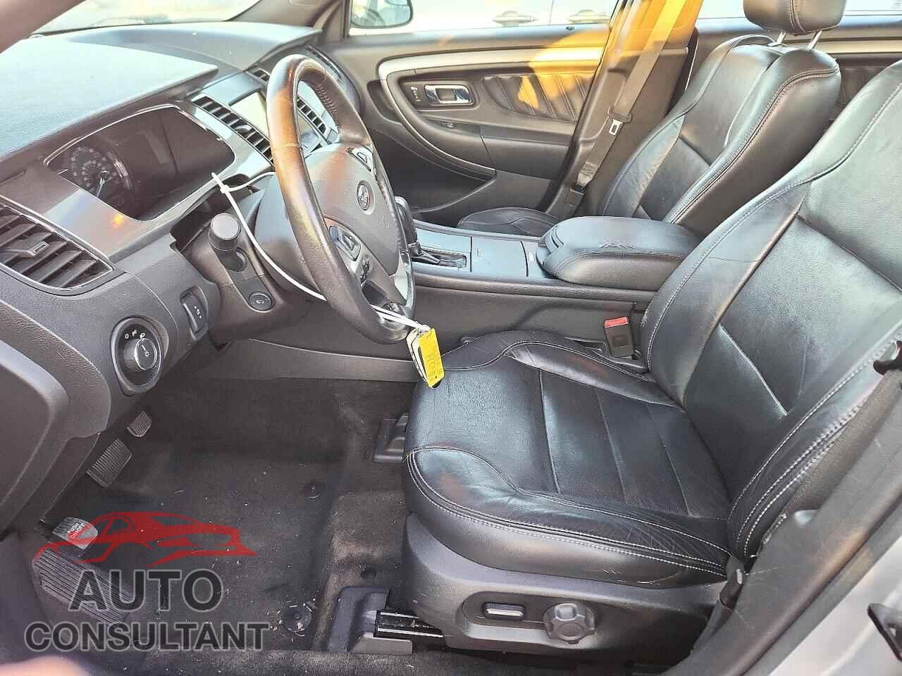 FORD TAURUS 2015 - 1FAHP2E81FG207429