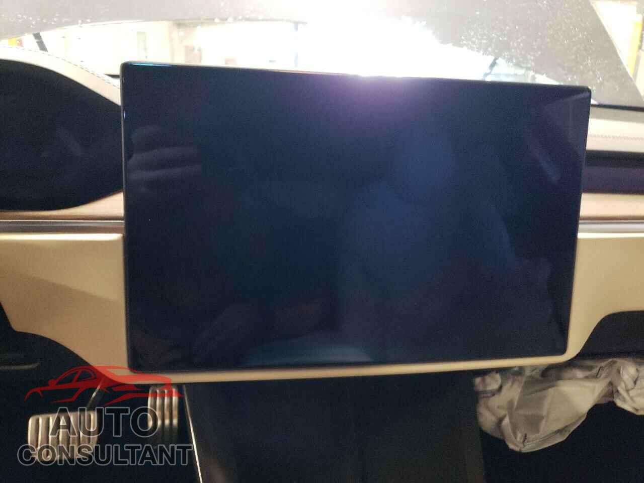 TESLA MODEL S 2021 - 5YJSA1E51MF441613