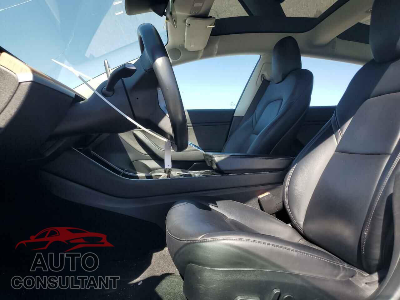 TESLA MODEL 3 2018 - 5YJ3E1EA2JF078532
