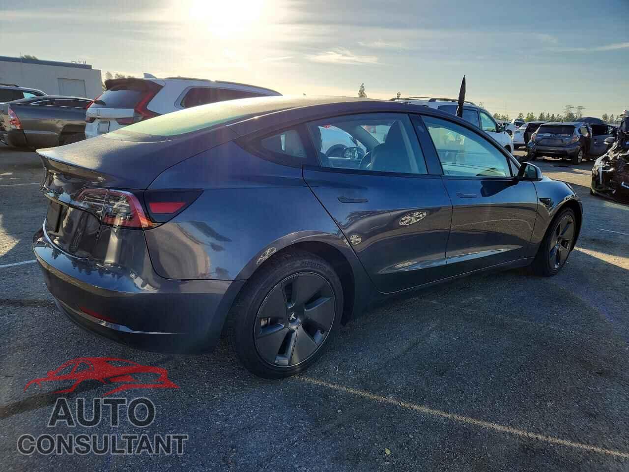 TESLA MODEL 3 2023 - 5YJ3E1EA5PF560243