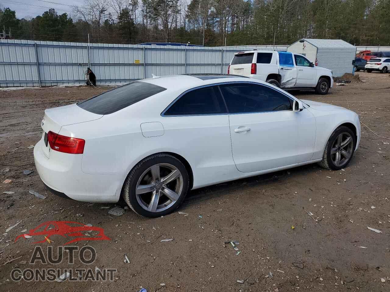 AUDI A5 2013 - WAUCFAFR6DA048316
