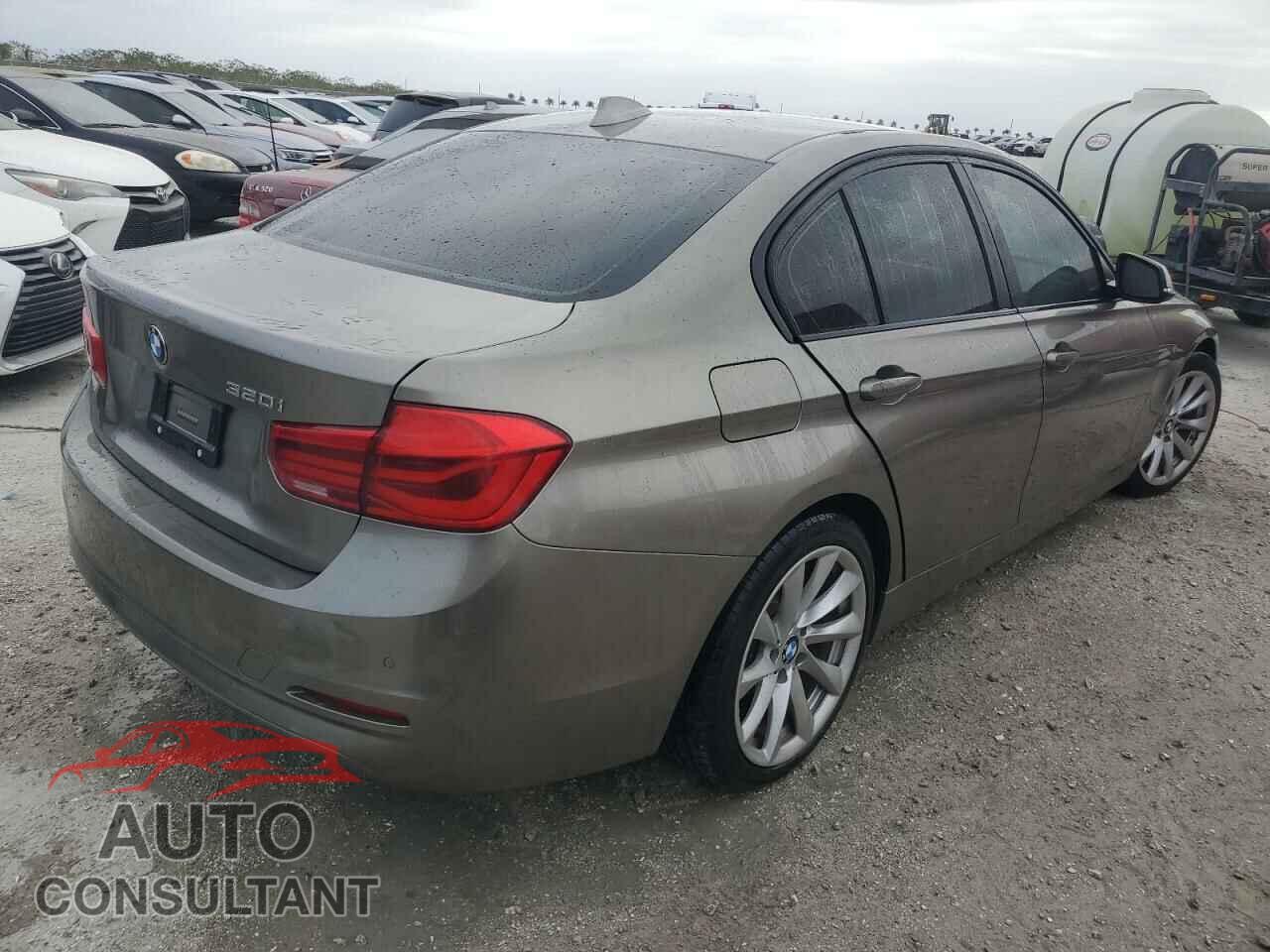 BMW 3 SERIES 2016 - WBA8E1G56GNU12249