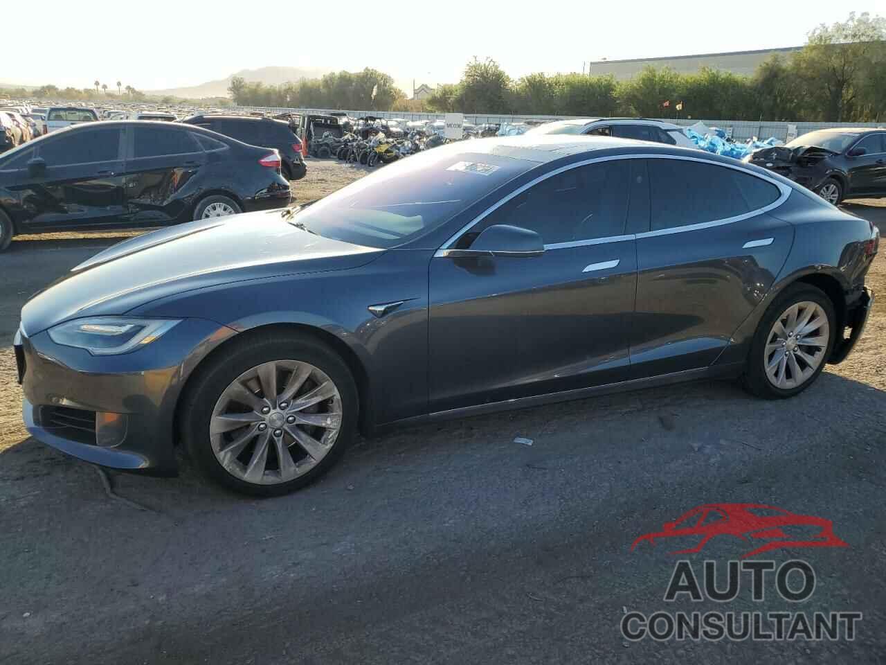 TESLA MODEL S 2017 - 5YJSA1E12HF188207