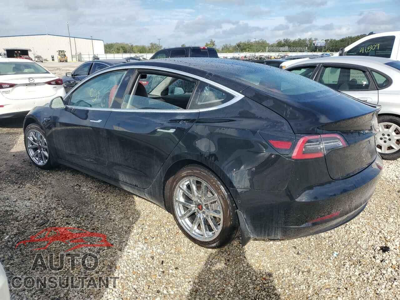 TESLA MODEL 3 2018 - 5YJ3E1EB3JF068469