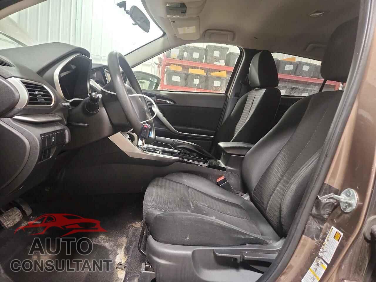 MITSUBISHI ECLIPSE 2019 - JA4AT3AA3KZ030803