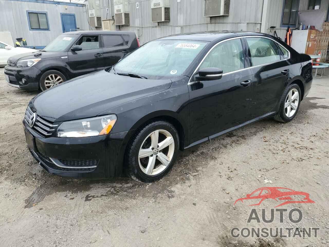 VOLKSWAGEN PASSAT 2013 - 1VWBP7A33DC024672