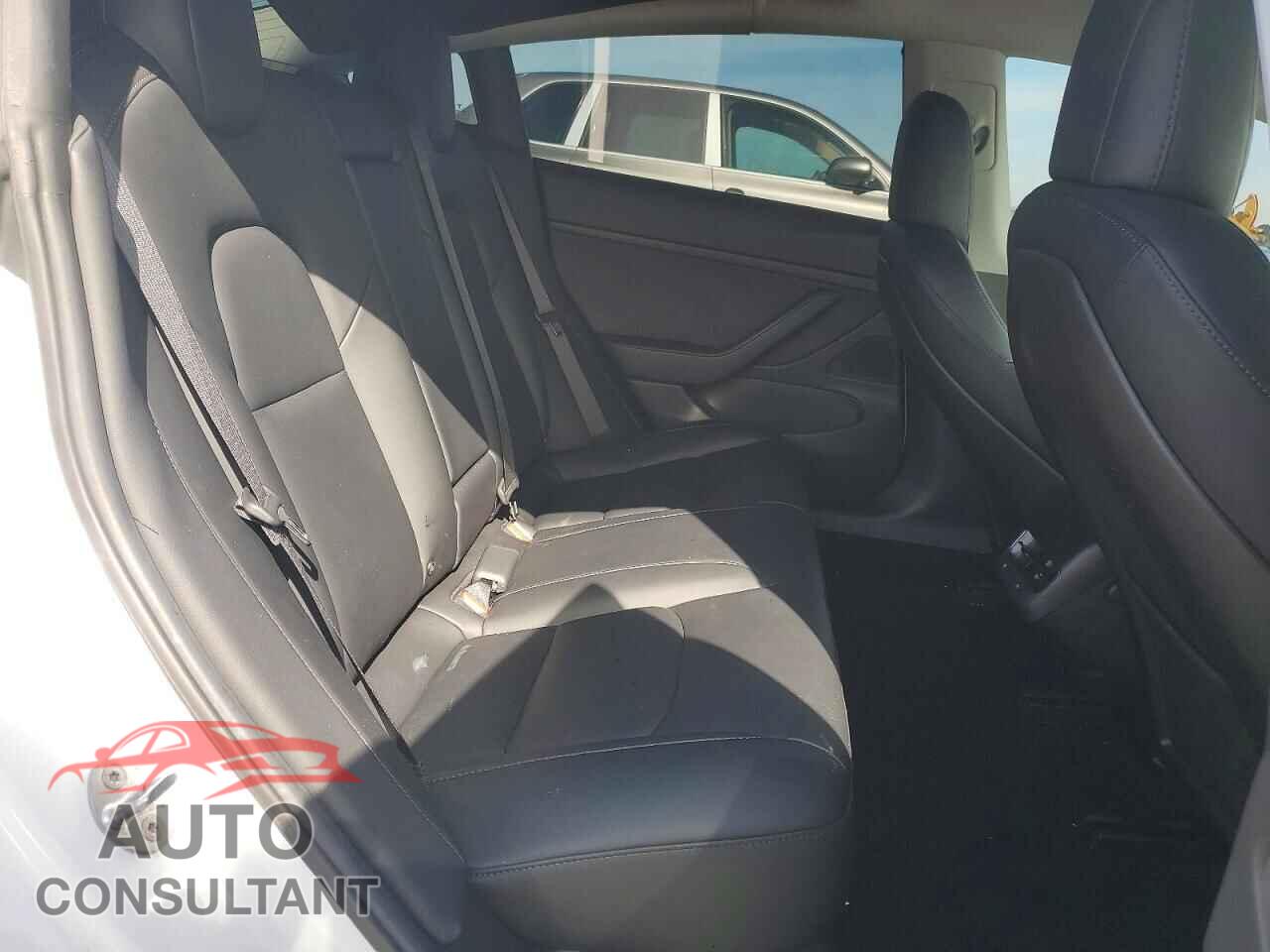 TESLA MODEL 3 2019 - 5YJ3E1EA7KF484632