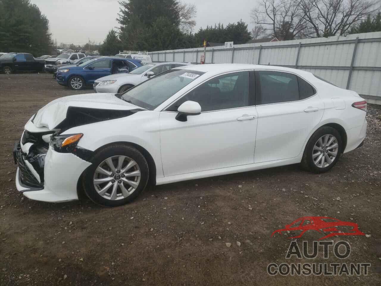 TOYOTA CAMRY 2018 - 4T1B11HK2JU638368