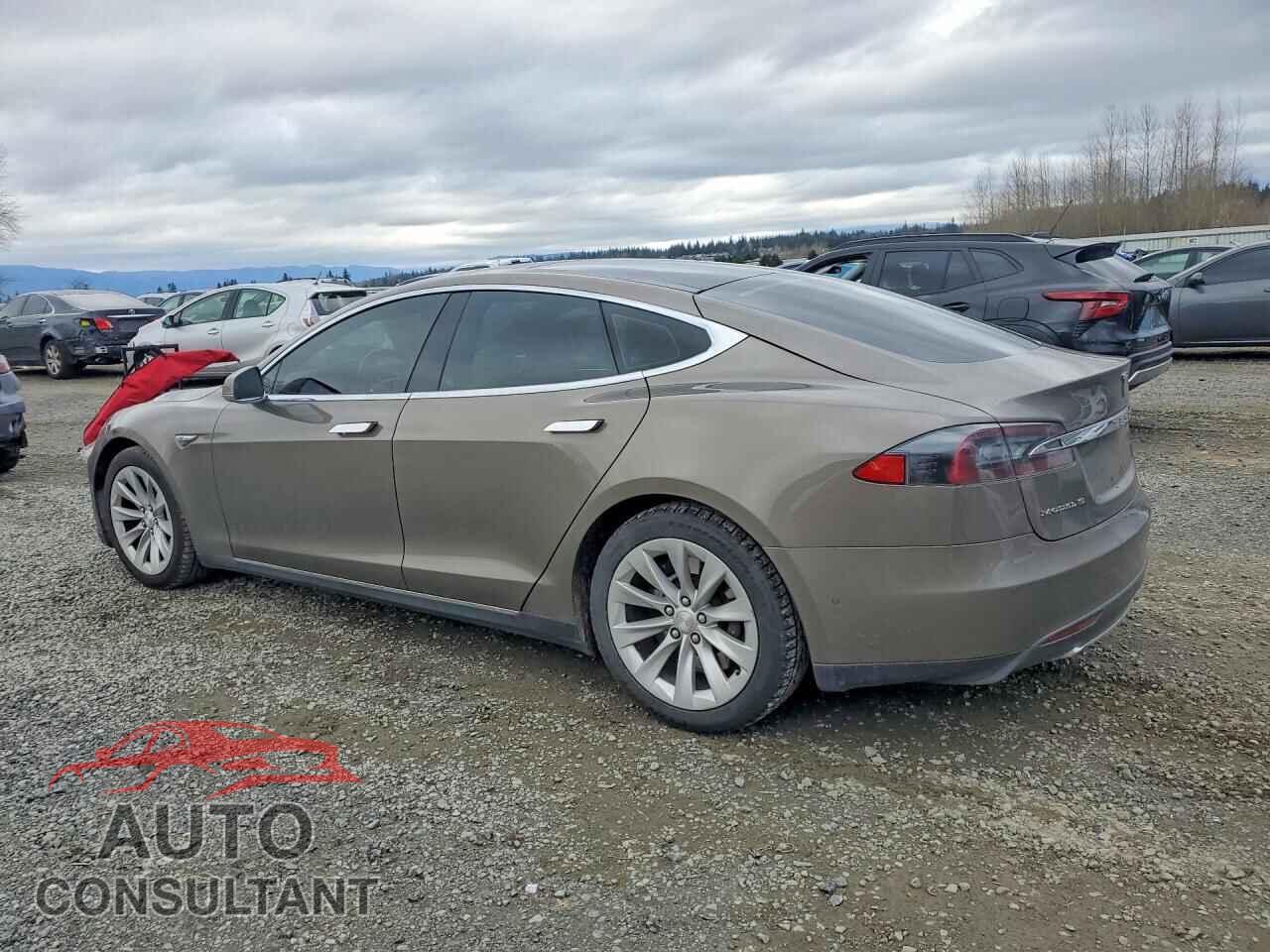 TESLA MODEL S 2016 - 5YJSA1E27GF133548