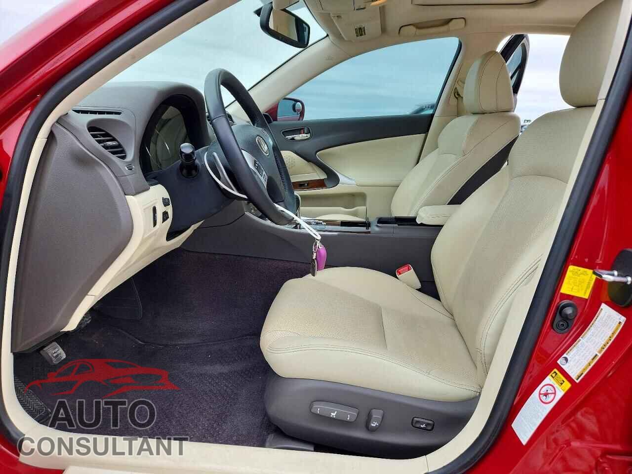 LEXUS IS 2012 - JTHBF5C23C5158646