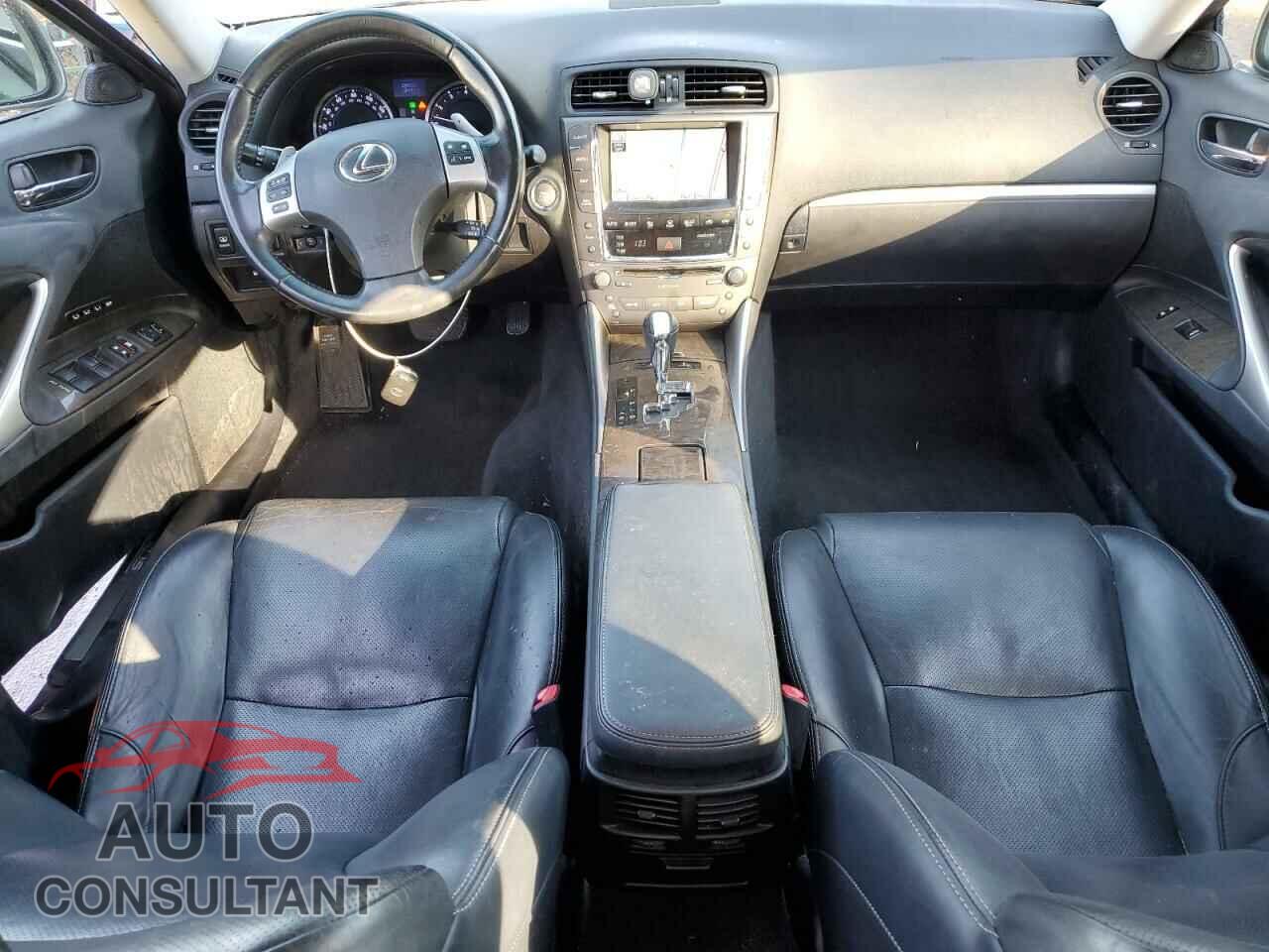 LEXUS IS 2012 - JTHCF5C29C5057972
