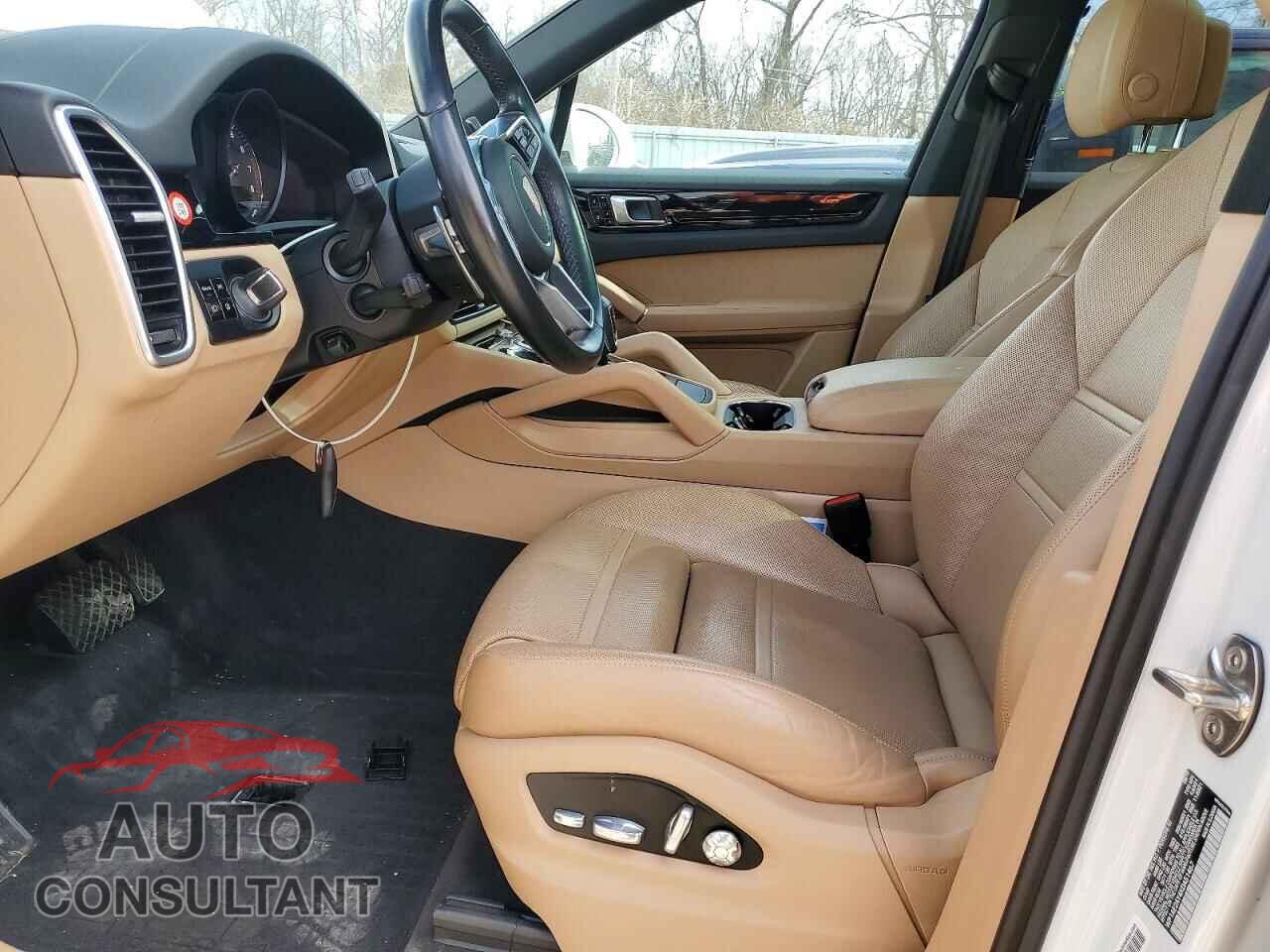 PORSCHE CAYENNE 2019 - WP1AE2AY4KDA51467