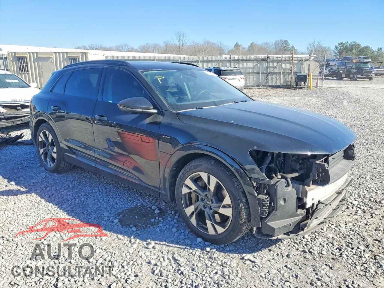 AUDI E-TRON 2021 - WA1AAAGE8MB014371