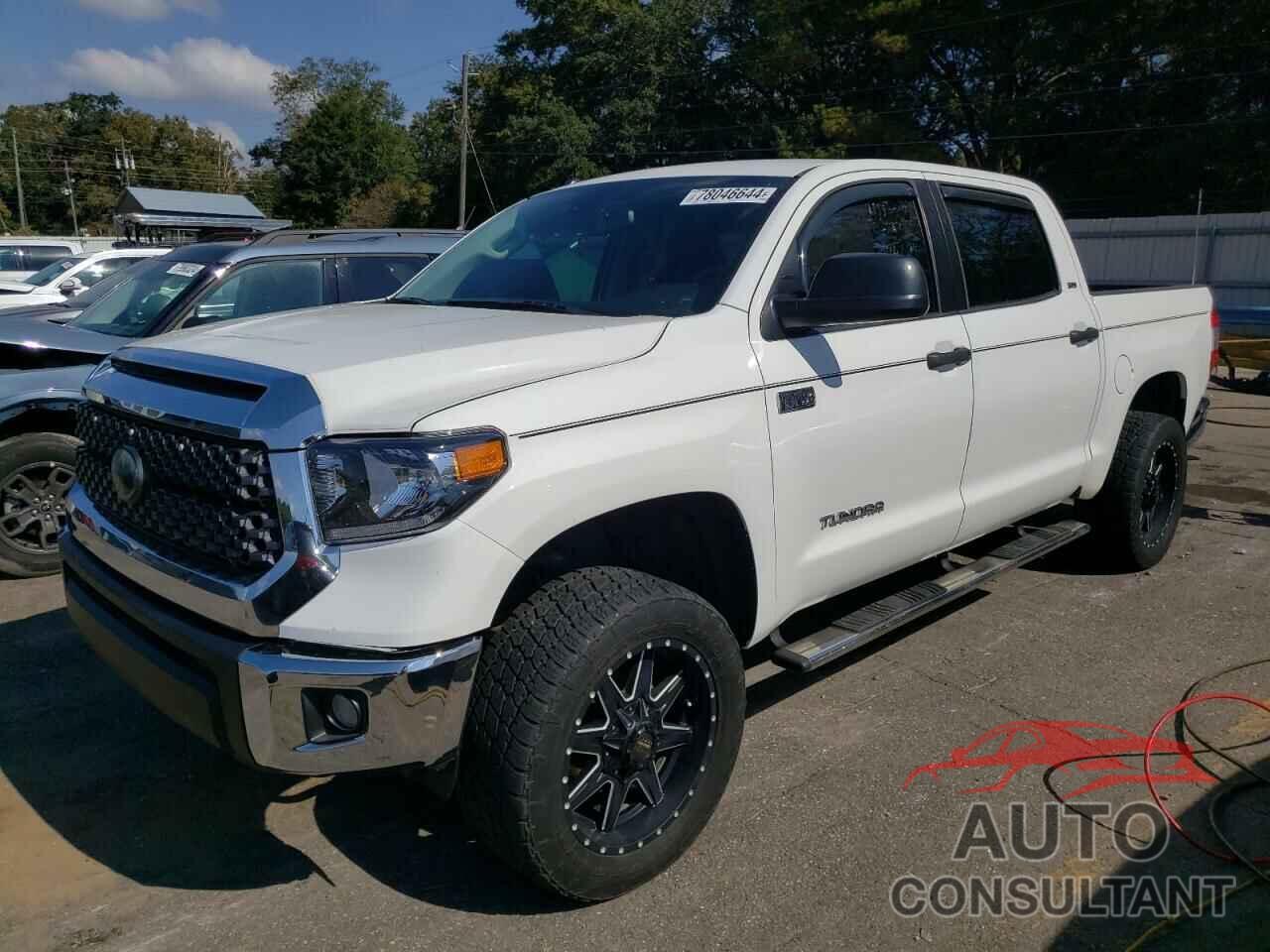 TOYOTA TUNDRA 2018 - 5TFEY5F14JX232833