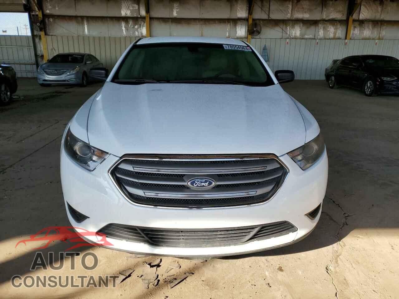 FORD TAURUS 2017 - 1FAHP2D89HG126053