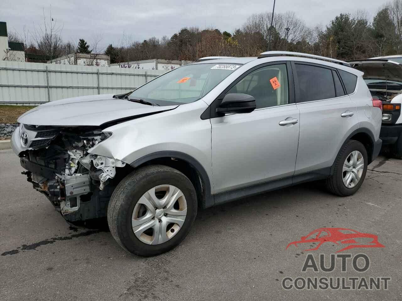 TOYOTA RAV4 2015 - JTMBFREV7FJ027599