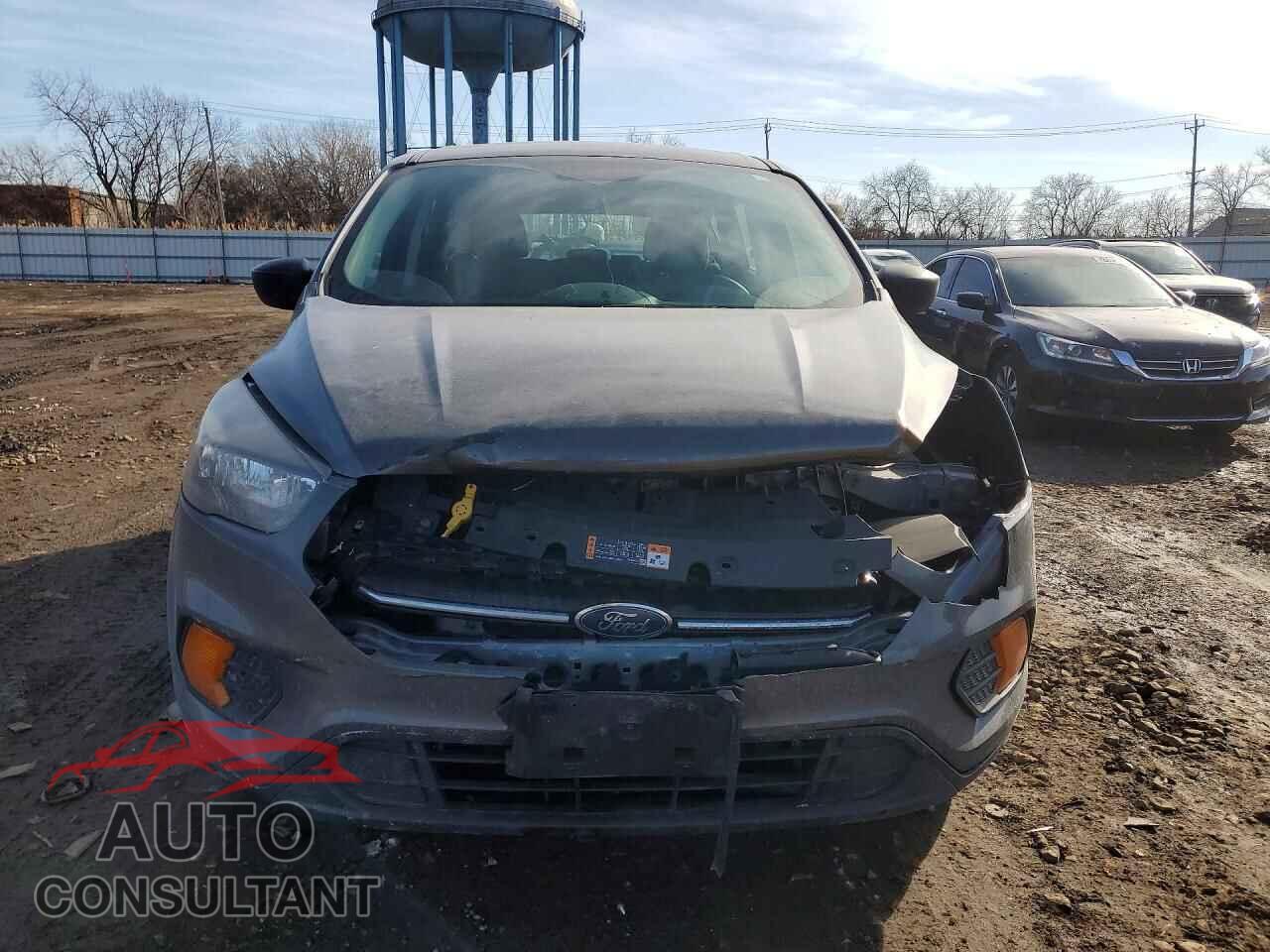 FORD ESCAPE 2019 - 1FMCU0F77KUB26952