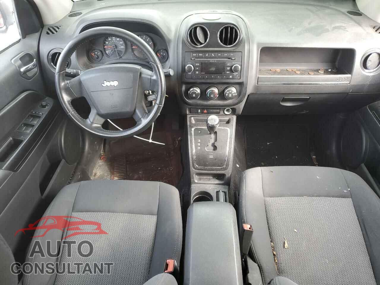 JEEP COMPASS 2010 - 1J4NF4FB2AD525117