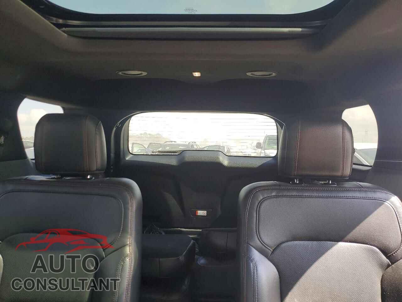 FORD EXPLORER 2018 - 1FM5K8GT8JGB43104