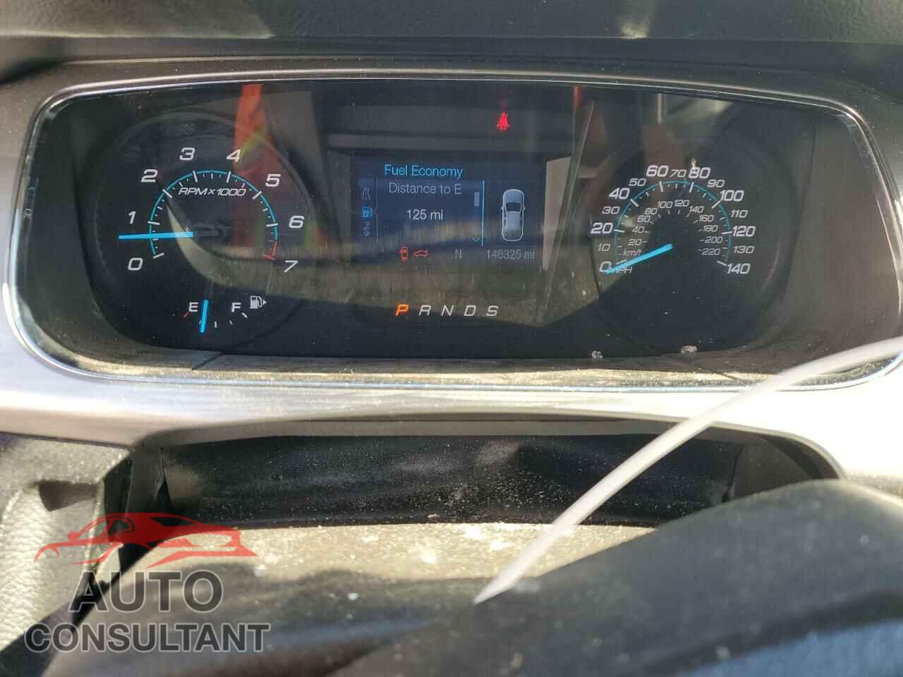 FORD TAURUS 2015 - 1FAHP2E82FG100647