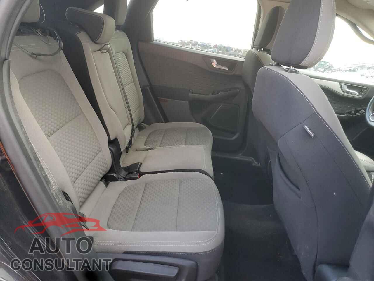 FORD ESCAPE 2020 - 1FMCU0G67LUA48910