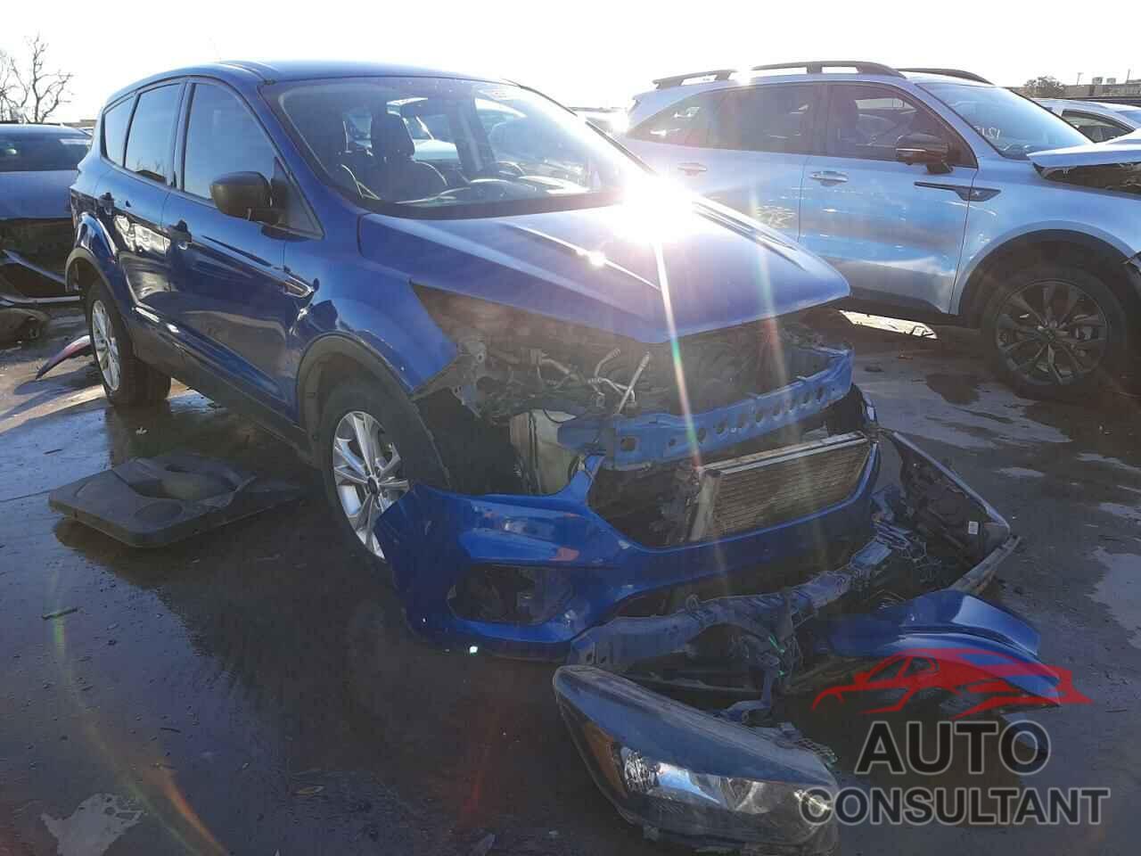 FORD ESCAPE 2018 - 1FMCU0F71JUB83193