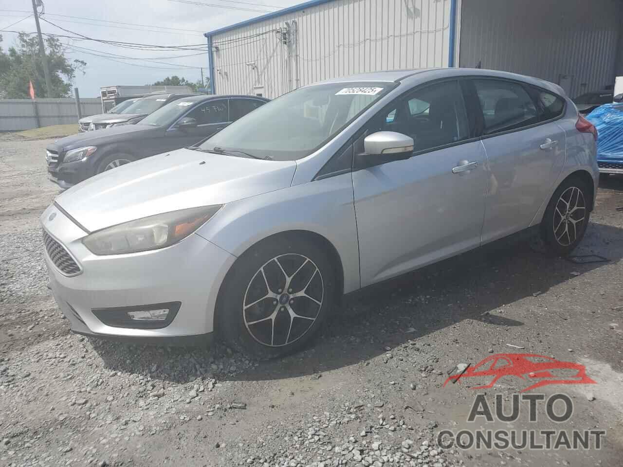 FORD FOCUS 2017 - 1FADP3M22HL312332