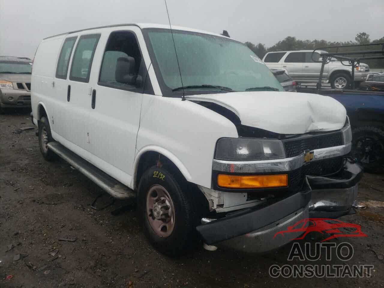 CHEVROLET EXPRESS 2020 - 1GCWGAFG8L1167141