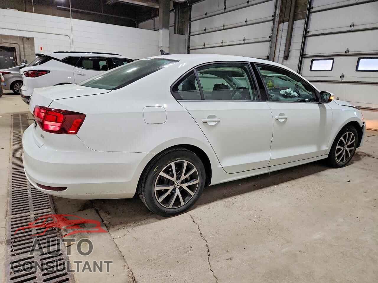 VOLKSWAGEN JETTA 2017 - 3VWDB7AJ0HM404272