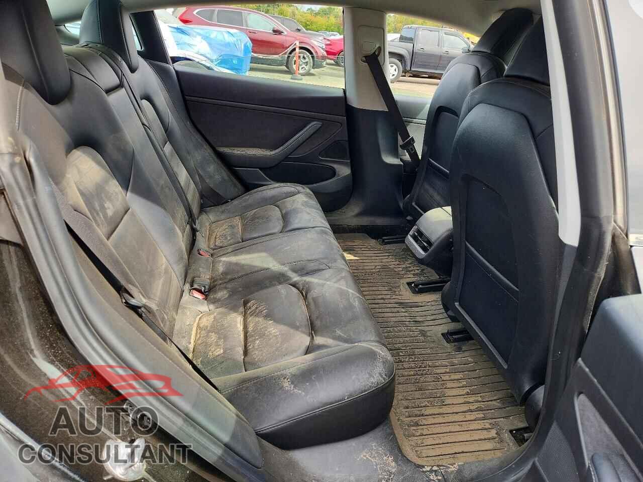 TESLA MODEL 3 2021 - 5YJ3E1EA7MF853959