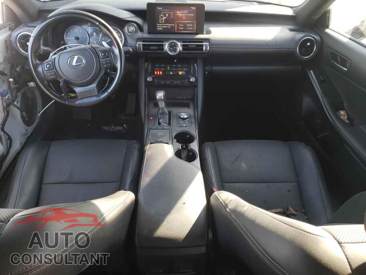 LEXUS IS 2021 - JTHAA1D21M5111098