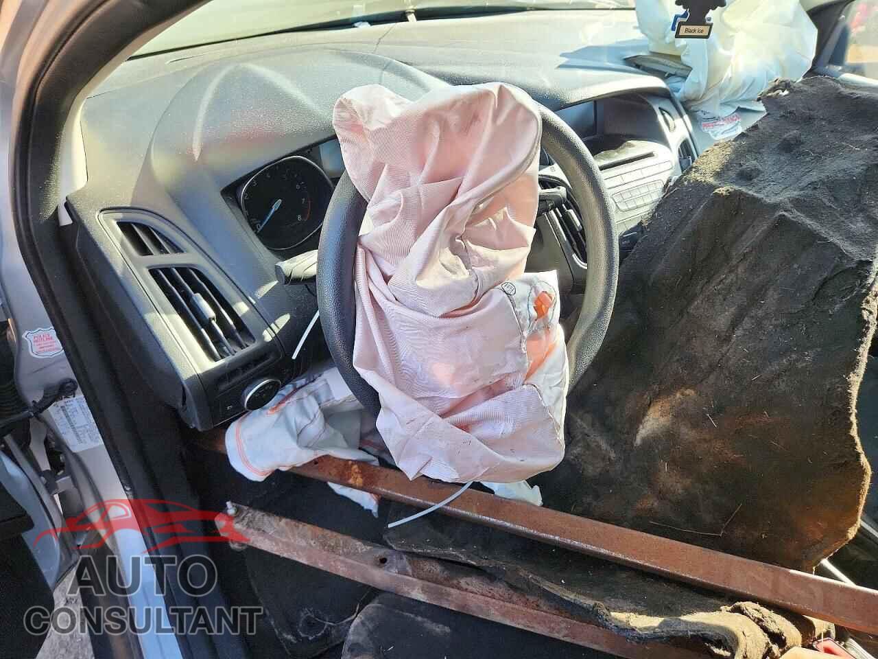FORD FOCUS 2016 - 1FADP3F27GL277816