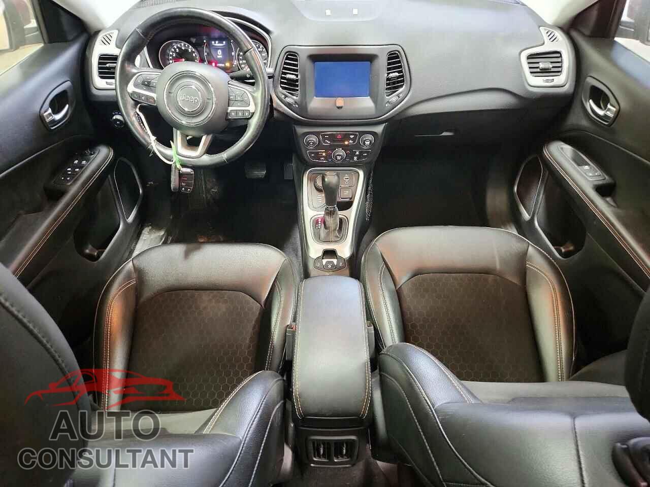 JEEP COMPASS 2020 - 3C4NJDBB5LT251841