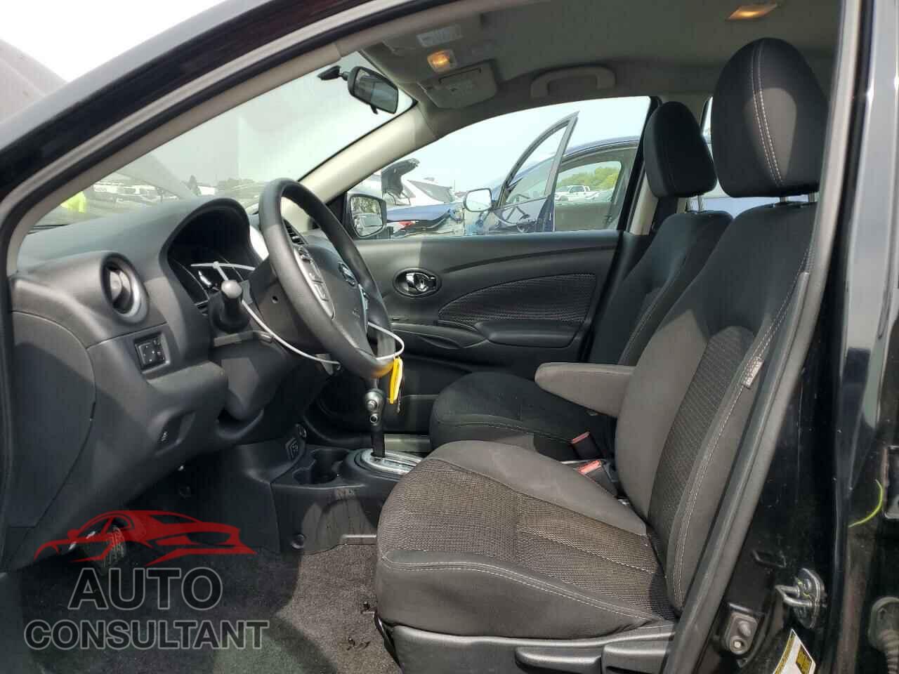 NISSAN VERSA 2019 - 3N1CN7AP3KL875892