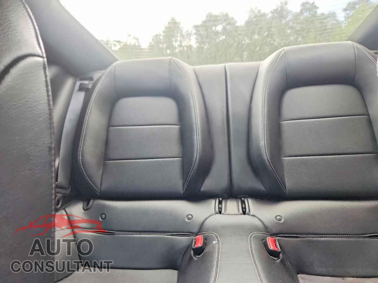 FORD MUSTANG 2015 - 1FA6P8TH8F5379949