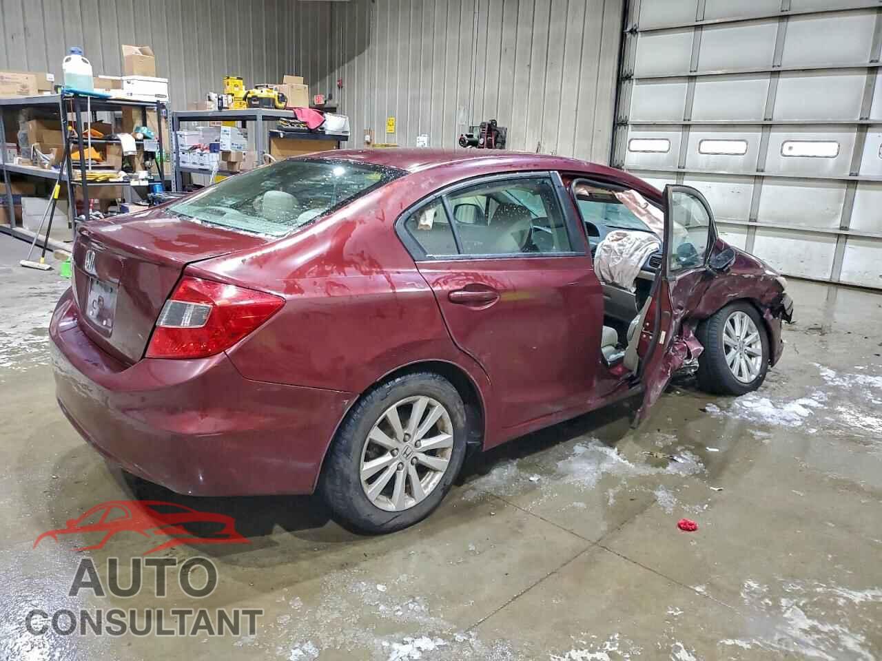 HONDA CIVIC 2012 - 2HGFB2F86CH592552