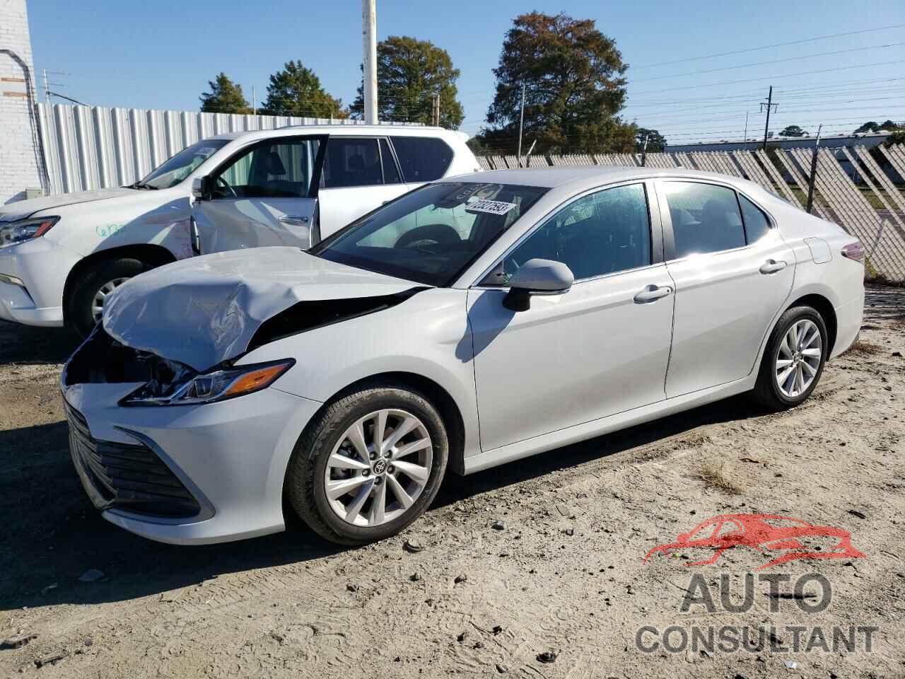 TOYOTA CAMRY 2023 - 4T1C11AKXPU186600