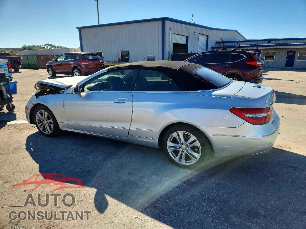 MERCEDES-BENZ E-CLASS 2011 - WDDKK5GF8BF050192