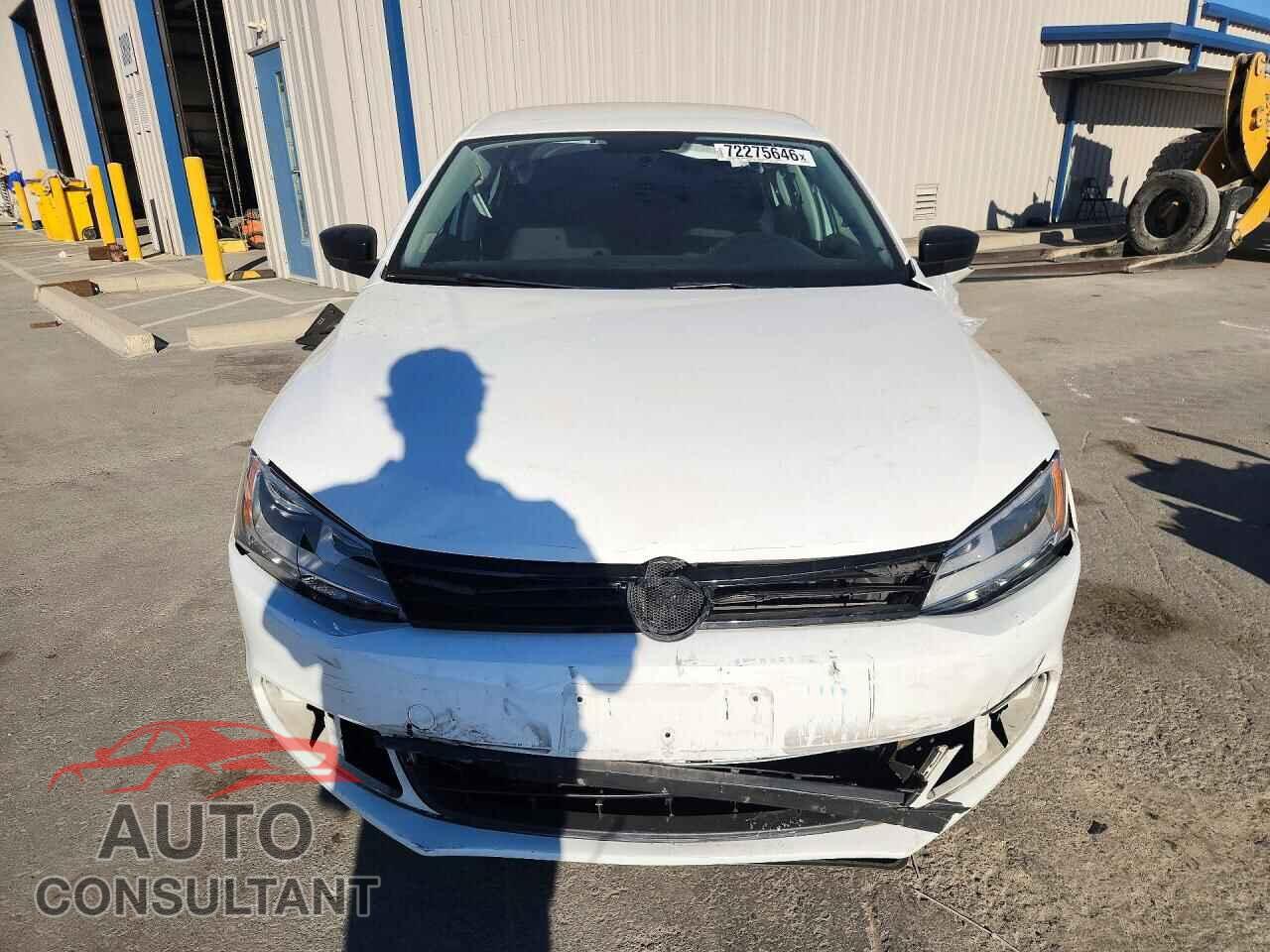 VOLKSWAGEN JETTA 2014 - 3VWLL7AJ5EM283954