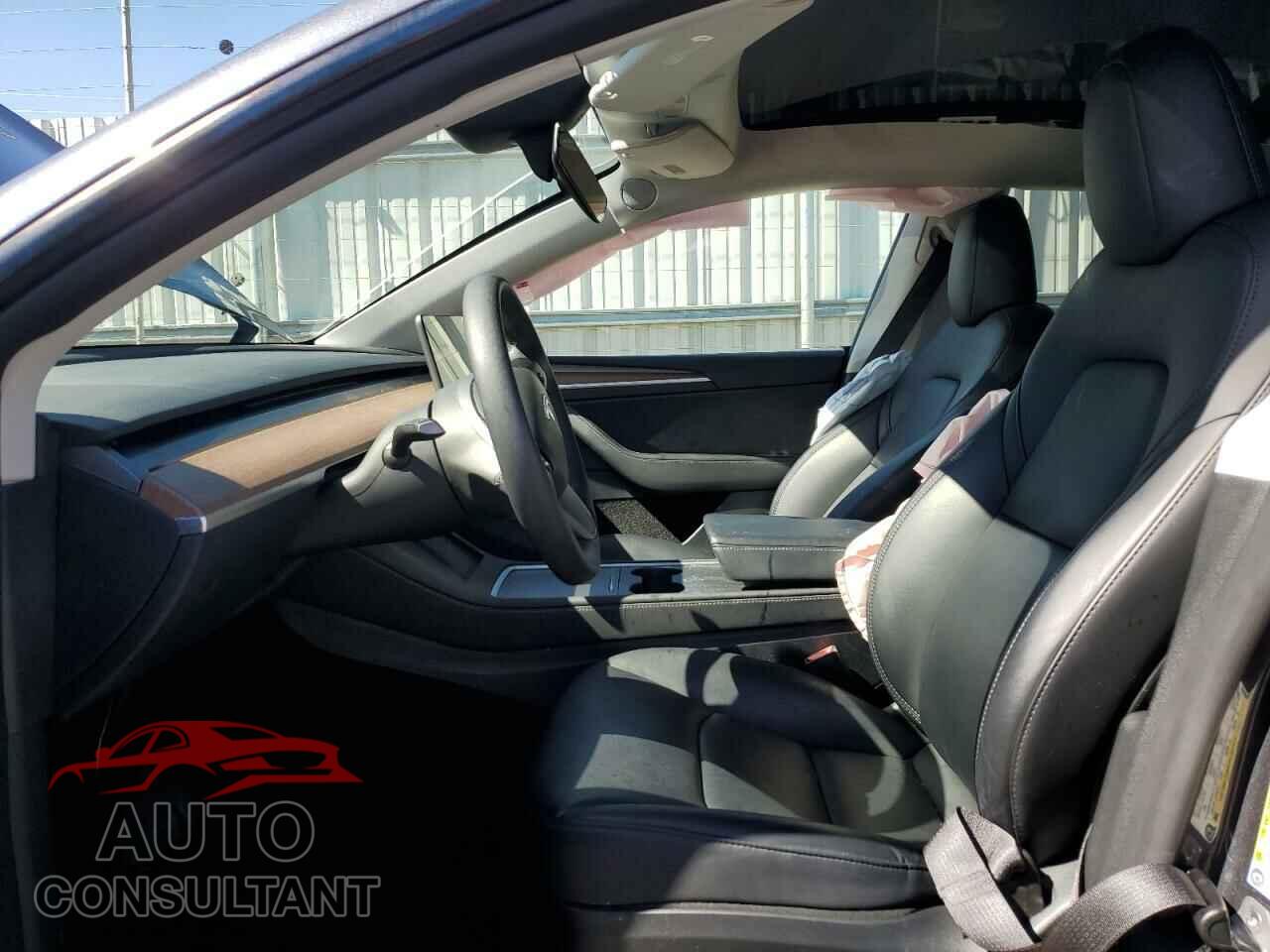 TESLA MODEL Y 2023 - 7SAYGDEE7PF856100