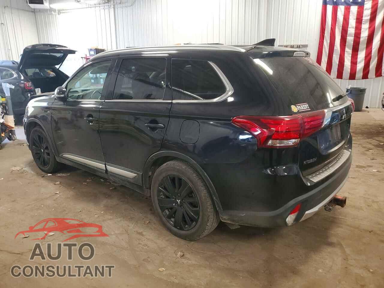 MITSUBISHI OUTLANDER 2017 - JA4JZ4AX5HZ032697