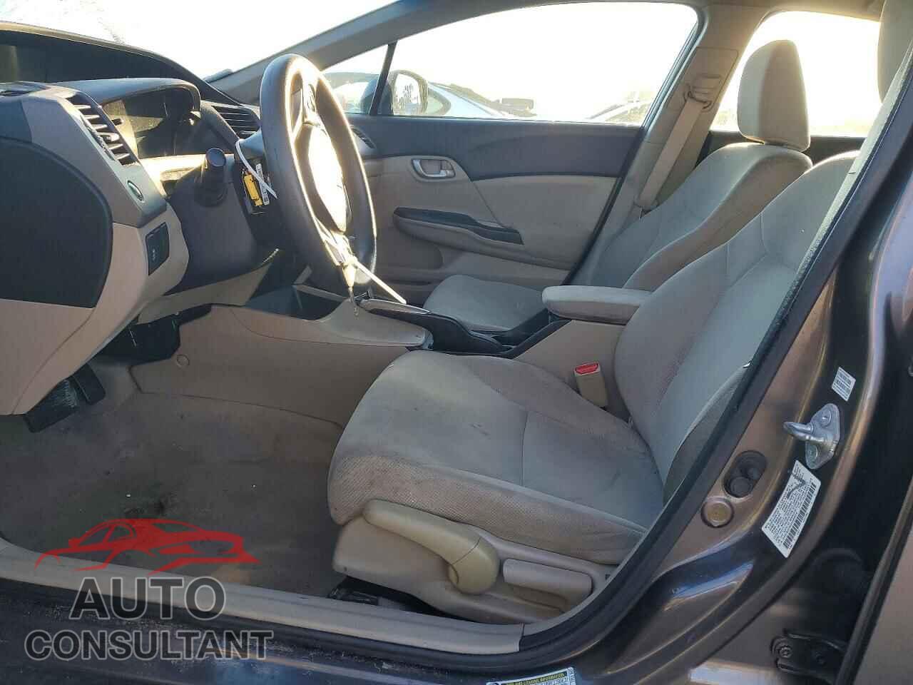 HONDA CIVIC 2012 - 2HGFB2F56CH582979