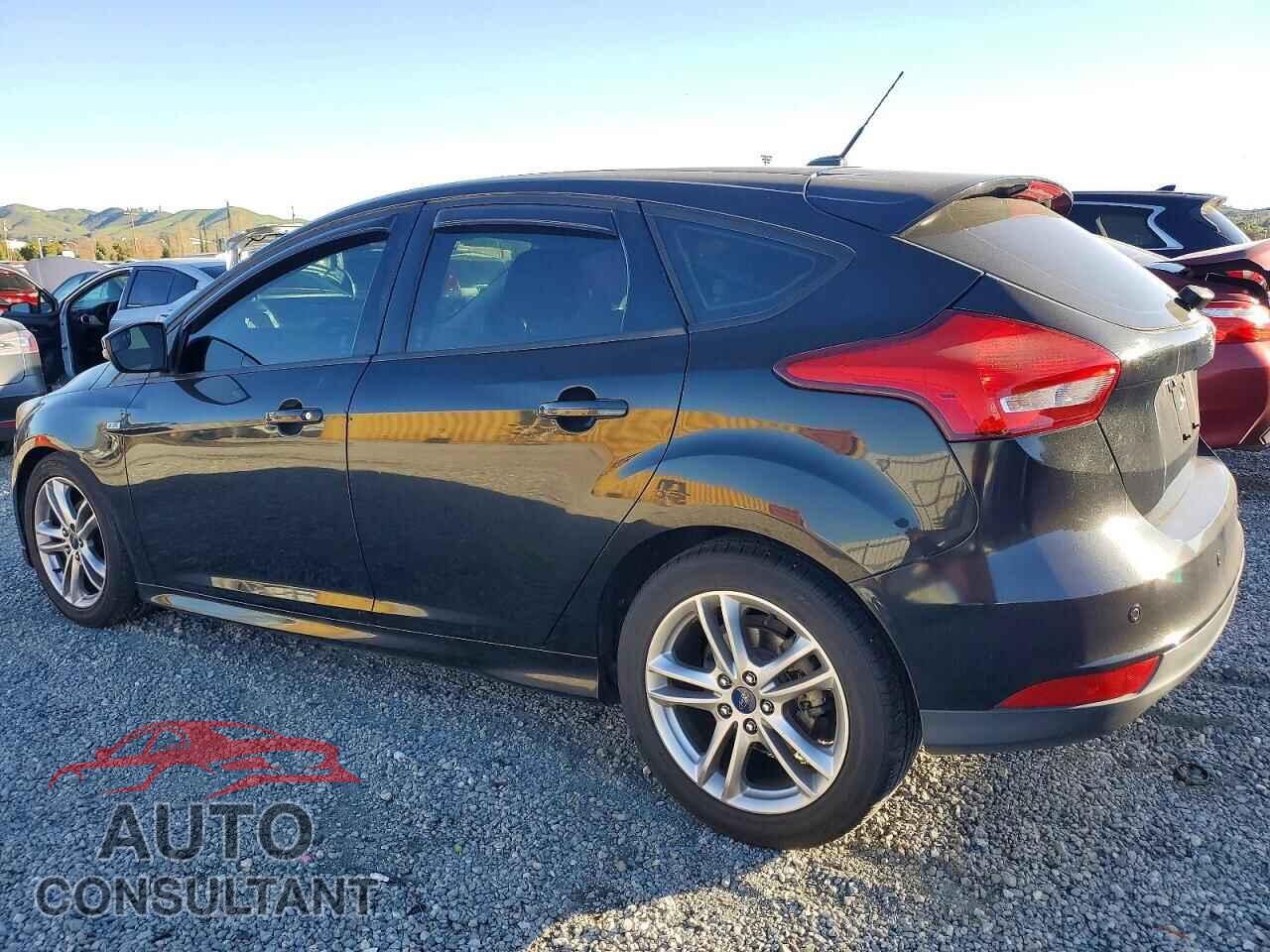 FORD FOCUS 2015 - 1FADP3K23FL348904