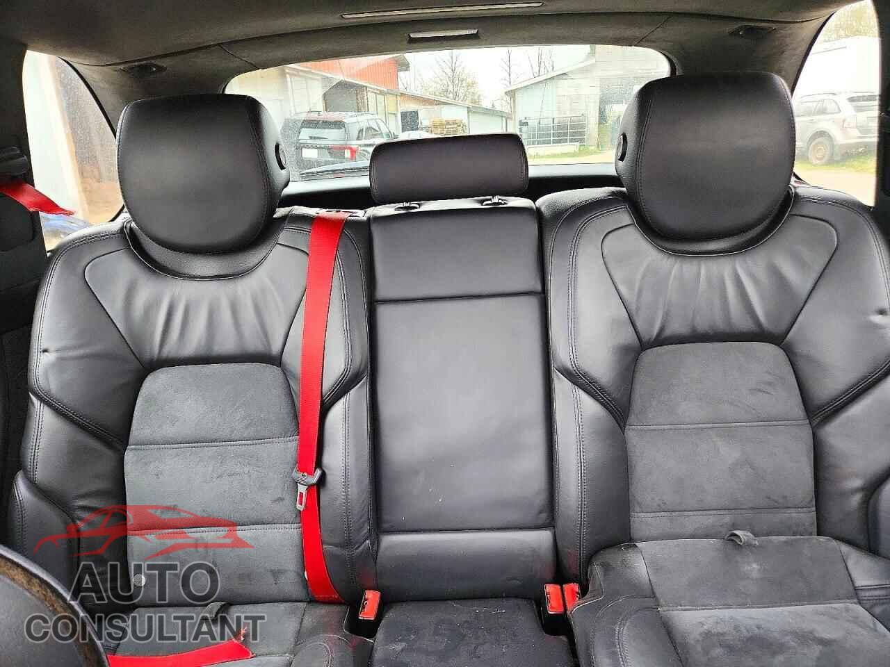 PORSCHE CAYENNE 2010 - WP1AD2AP5ALA61231