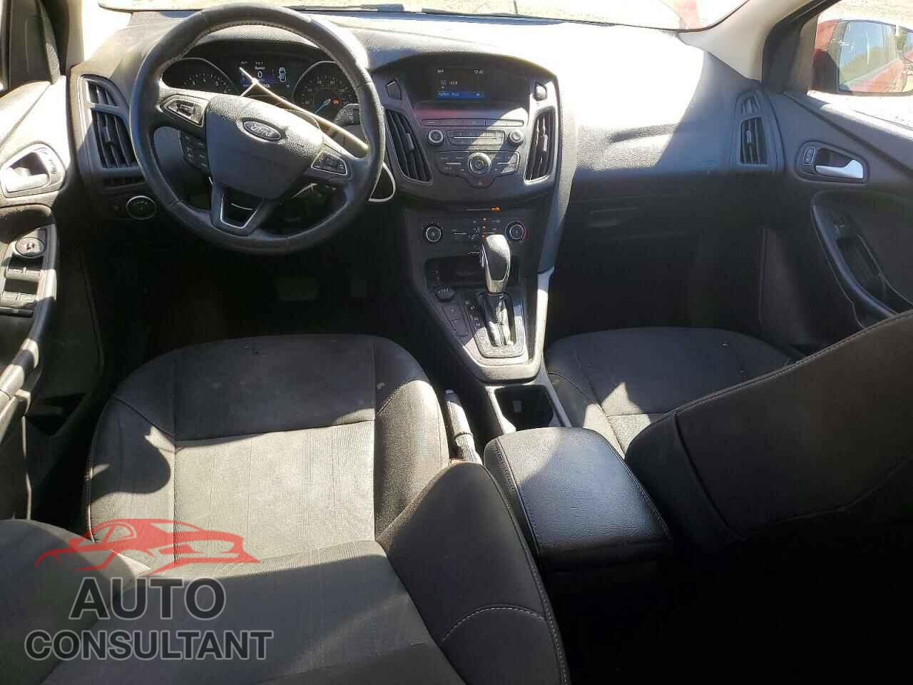 FORD FOCUS 2018 - 1FADP3K26JL243329