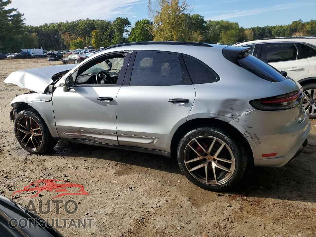 PORSCHE MACAN 2022 - WP1AG2A51NLB24210
