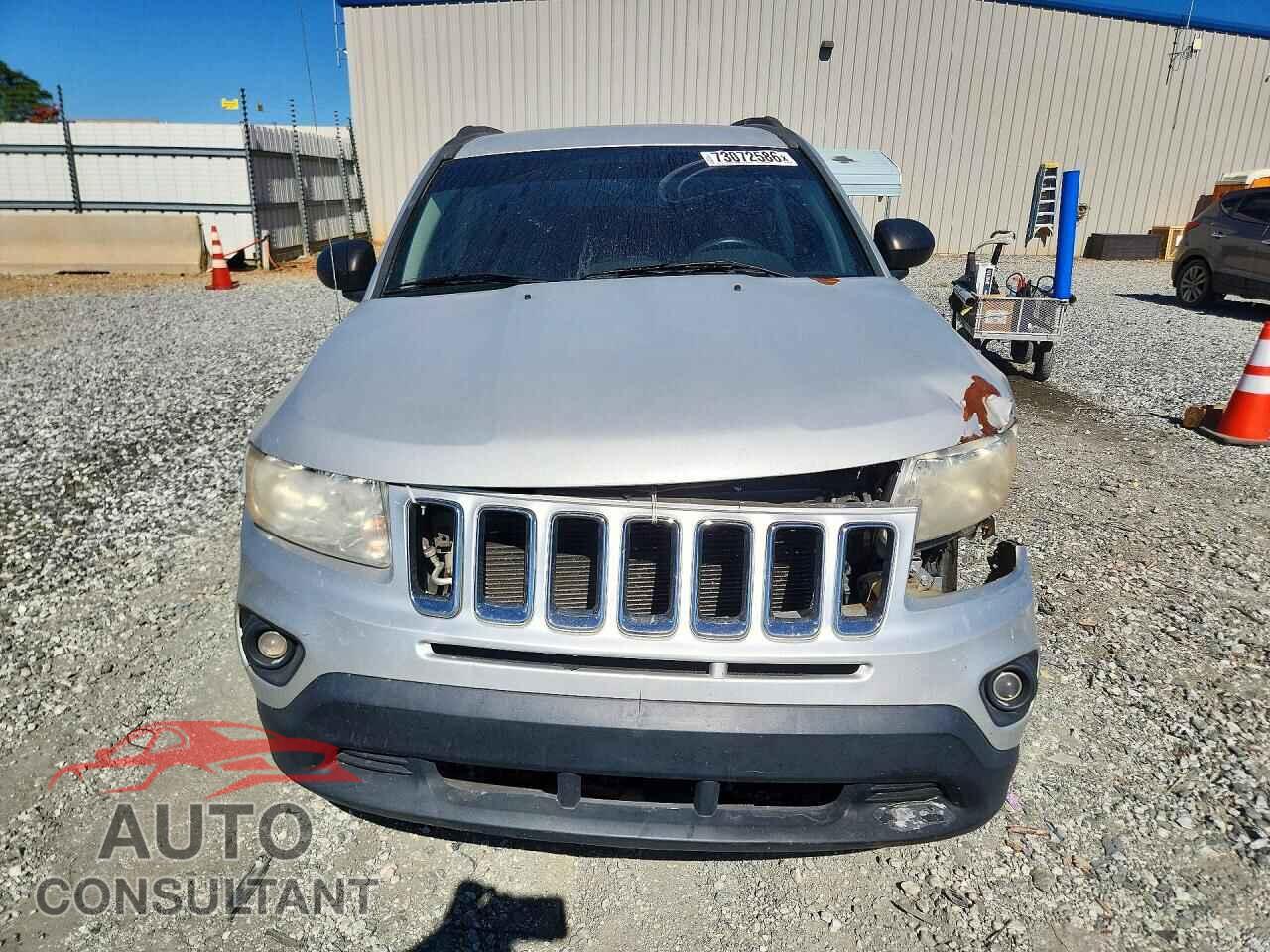 JEEP COMPASS 2011 - 1J4NF1FB5BD283570