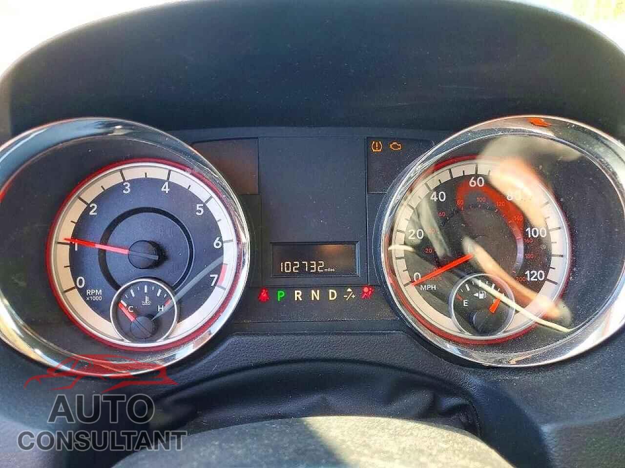 DODGE CARAVAN 2015 - 2C4RDGBGXFR569452