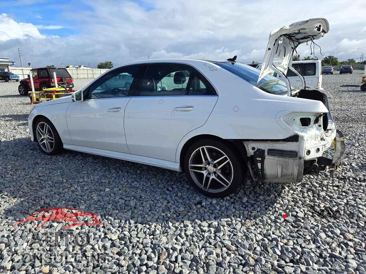 MERCEDES-BENZ E-CLASS 2015 - WDDHF6HB2FB156215