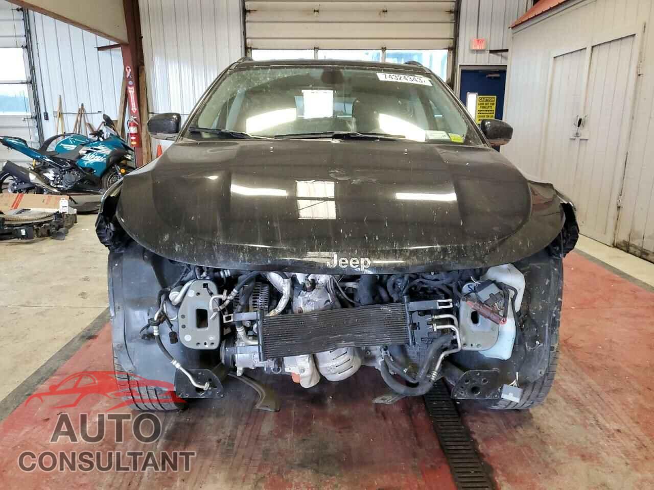 JEEP COMPASS 2020 - 3C4NJDCB2LT155342